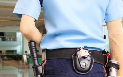 Apa Saja Peralatan Keamanan Security yang Dibawa Saat Bertugas